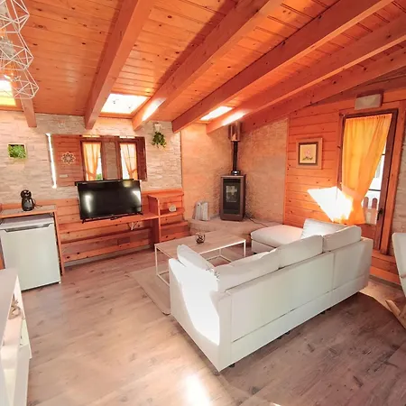 El Filandon Nyaraló *